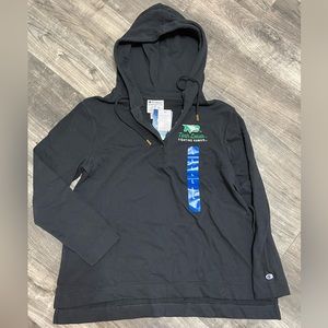 Women’s Champion brand University of North Dakota UND Fighting Hawks hoodie.